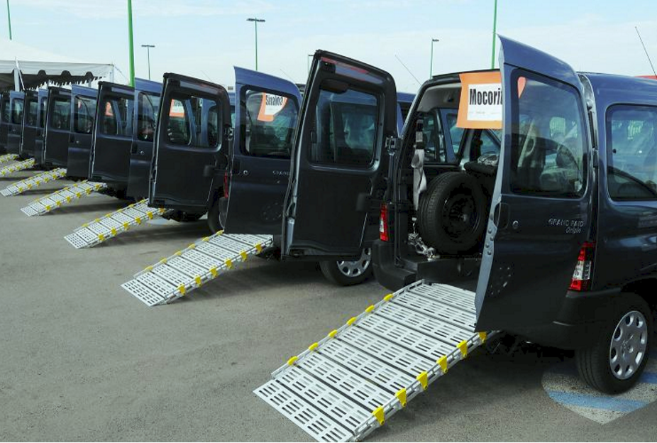 Revolka Ramp Rampy komerční - Roll-a-ramp